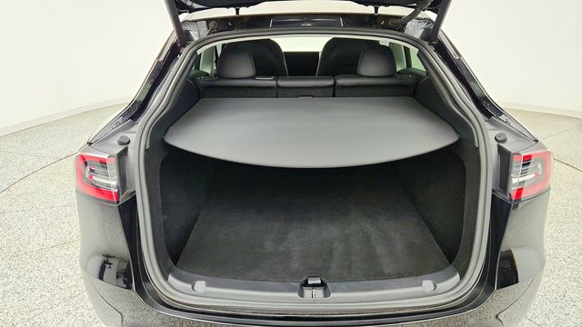 2025 Tesla Model Y Long Range AWD *Ltd Avail* - 23018222 - 25