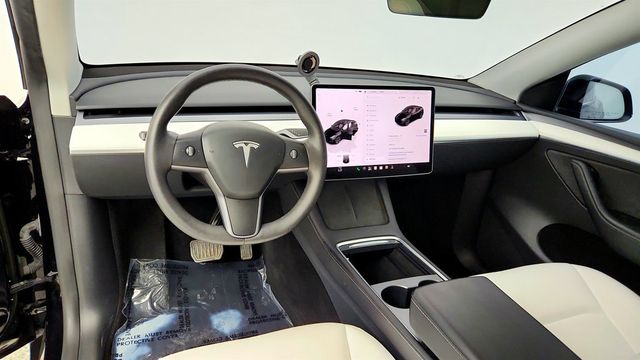 2025 Tesla Model Y Long Range AWD *Ltd Avail* - 23075716 - 11