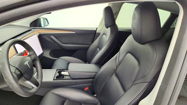 2025 Tesla Model Y Long Range AWD *Ltd Avail* with 7 Seat Interior & 20'' Wheels - 22982784 - 20