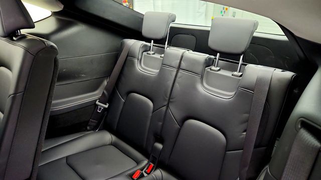 2025 Tesla Model Y Long Range AWD *Ltd Avail* with 7 Seat Interior & 20'' Wheels - 22982784 - 22