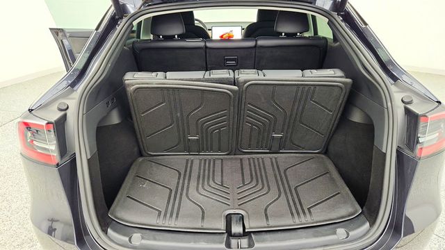 2025 Tesla Model Y Long Range AWD *Ltd Avail* with 7 Seat Interior & 20'' Wheels - 22982784 - 23