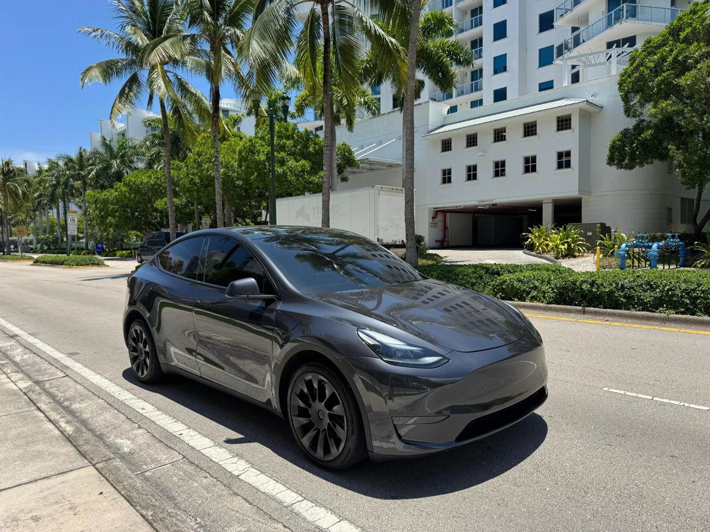 2025 Tesla Model Y Long Range RWD - 23047890 - 0