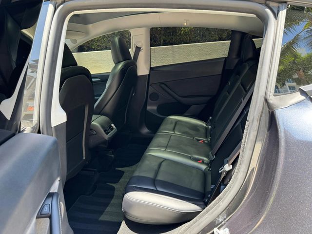 2025 Tesla Model Y Long Range RWD - 23047890 - 15