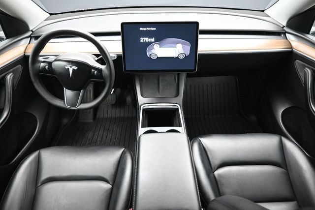 2025 Tesla Model Y Long Range RWD - 23030842 - 10