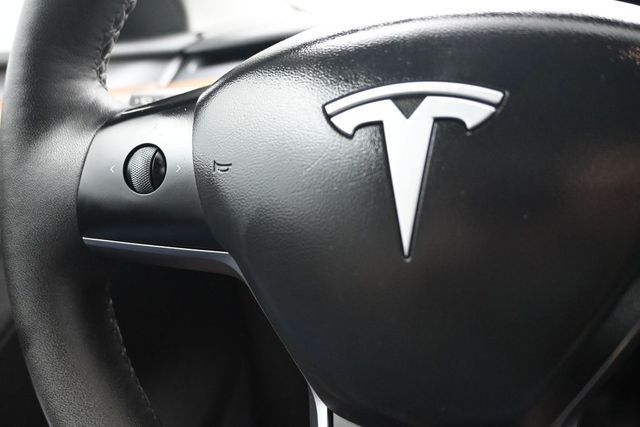 2025 Tesla Model Y Long Range RWD - 23030842 - 15