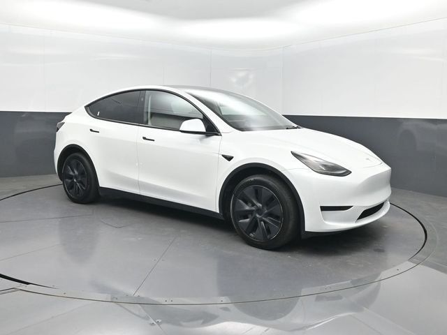 2025 Tesla Model Y Long Range RWD - 23030842 - 24