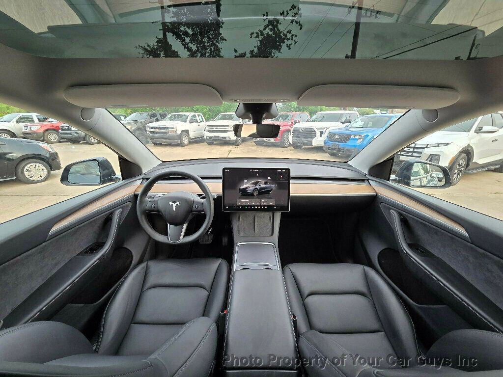 2025 Tesla Model Y Long Range RWD - 23019860 - 17