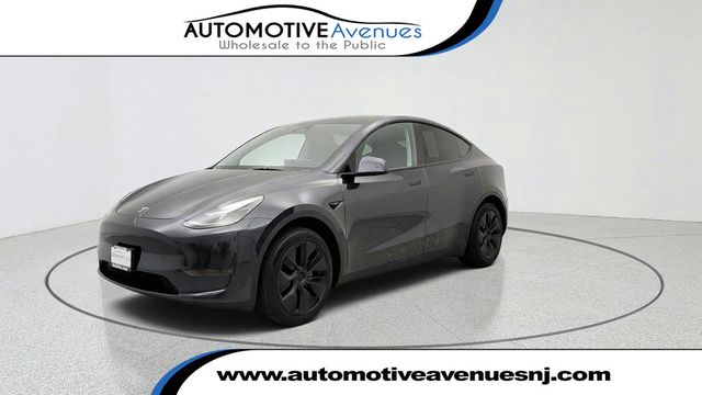 2025 Tesla Model Y Long Range RWD *Ltd Avail* - 23081112 - 0