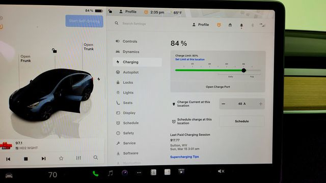 2025 Tesla Model Y Long Range RWD *Ltd Avail* - 23086634 - 18