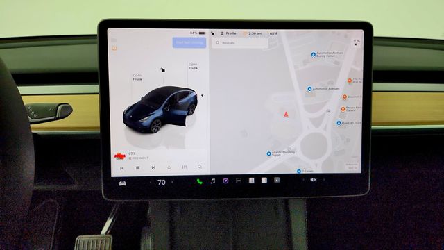2025 Tesla Model Y Long Range RWD *Ltd Avail* - 23086634 - 22