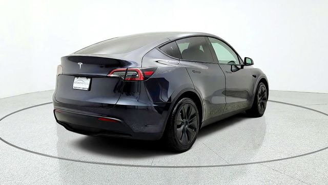 2025 Tesla Model Y Long Range RWD *Ltd Avail* - 23086634 - 4