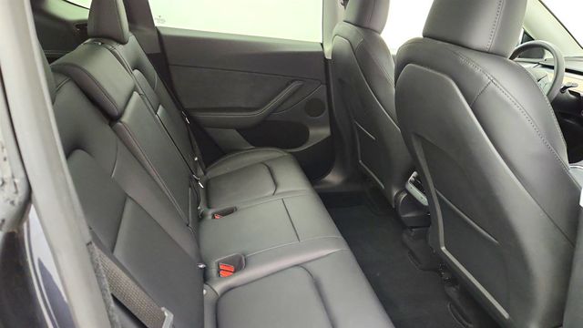 2025 Tesla Model Y Long Range RWD *Ltd Avail* w/ Panoramic Glass Roof - 22993466 - 26