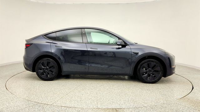 2025 Tesla Model Y Long Range RWD *Ltd Avail* w/ Panoramic Glass Roof - 22993466 - 3