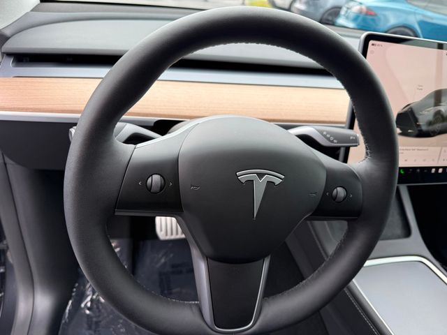 2025 Tesla Model Y Performance AWD - 22996503 - 10