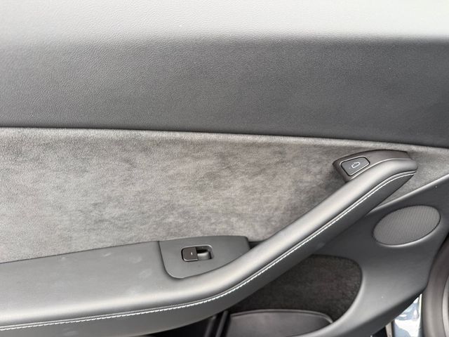 2025 Tesla Model Y Performance AWD - 22996503 - 22