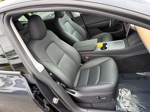 2025 Tesla Model Y Performance AWD - 22996503 - 29