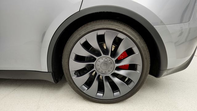 2025 Tesla Model Y Performance AWD - 22941489 - 8