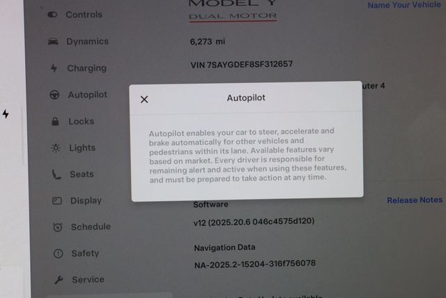 2025 Tesla Model Y Performance AWD *Ltd Avail* - 22938803 - 12