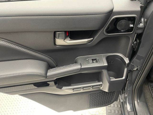 2025 Toyota 4Runner Limited 4WD - 22989662 - 32