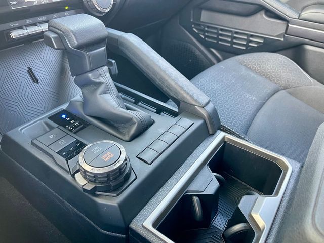 2025 Toyota 4Runner SR5 - 22947420 - 14