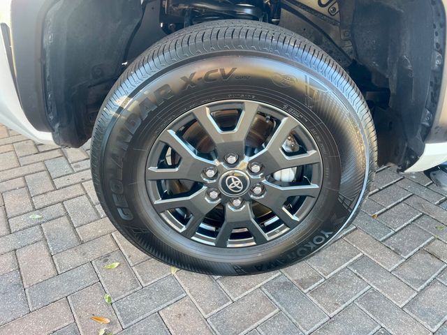 2025 TOYOTA 4RUNNER SR5 - 22975889 - 9