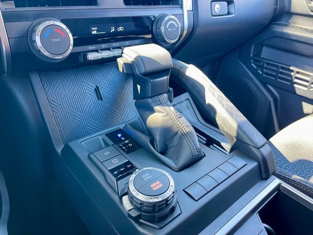 2025 TOYOTA 4RUNNER SR5 - 22992483 - 14