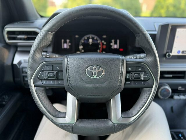 2025 Toyota 4Runner SR5 4WD - 23067424 - 32