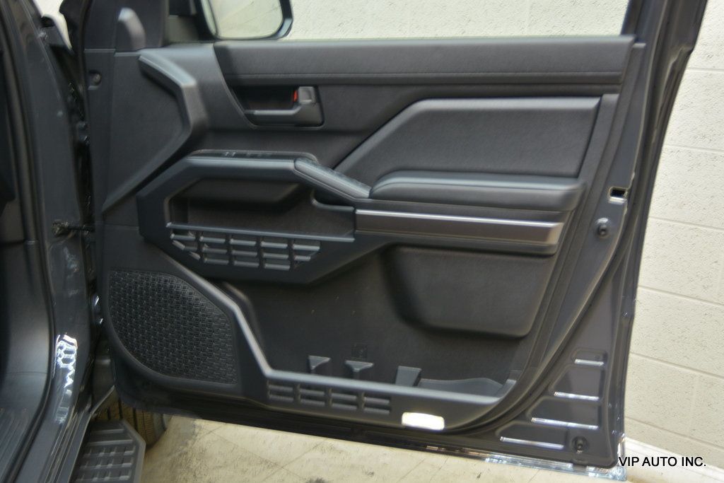 2025 Toyota 4Runner SR5 4WD - 23052693 - 11