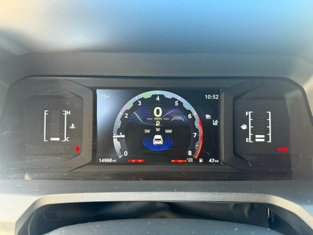 2025 Toyota 4Runner SR5 4WD photo 4