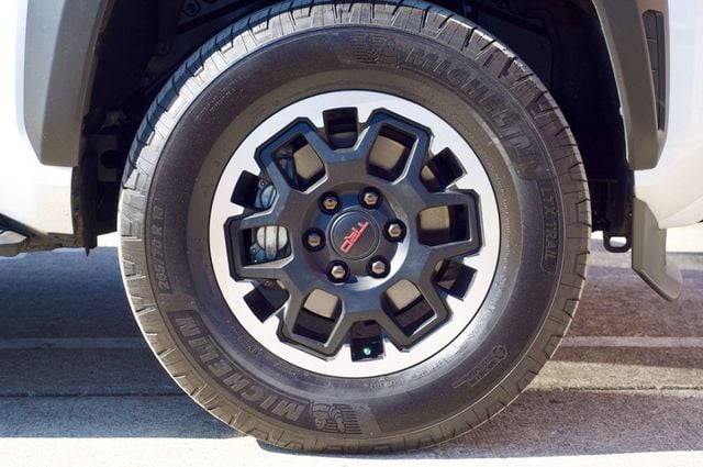 2025 Toyota 4Runner TRD-Off-Road-Premium/Heated&CooledSeats/WirelessAppleCarplay/NAV - 22977780 - 20