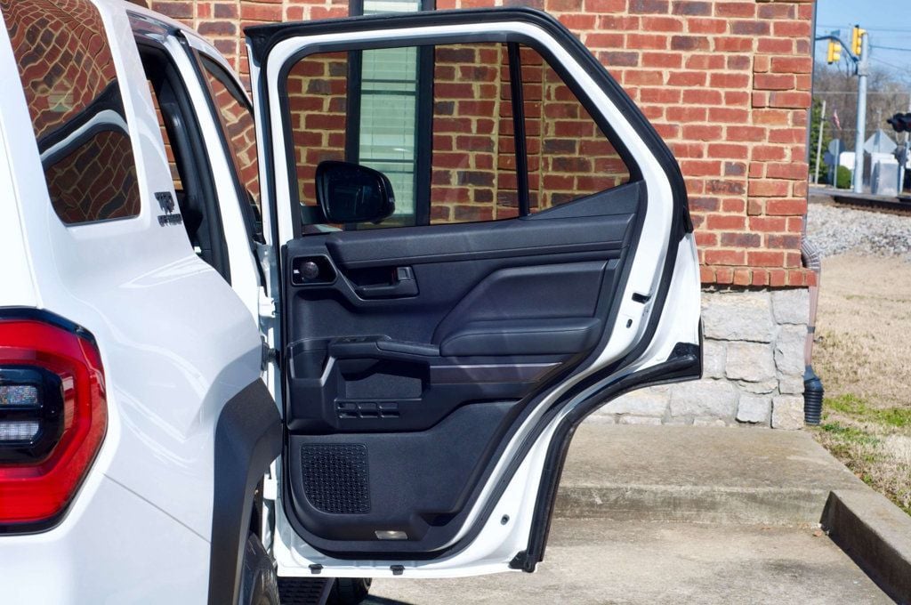 2025 Toyota 4Runner TRD-Off-Road-Premium/Heated&CooledSeats/WirelessAppleCarplay/NAV - 22977780 - 32