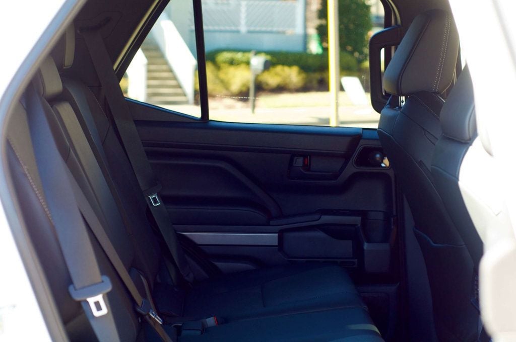 2025 Toyota 4Runner TRD-Off-Road-Premium/Heated&CooledSeats/WirelessAppleCarplay/NAV - 22977780 - 37