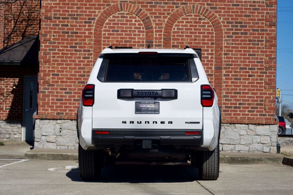 2025 Toyota 4Runner TRD-Off-Road-Premium/Heated&CooledSeats/WirelessAppleCarplay/NAV - 22977780 - 4