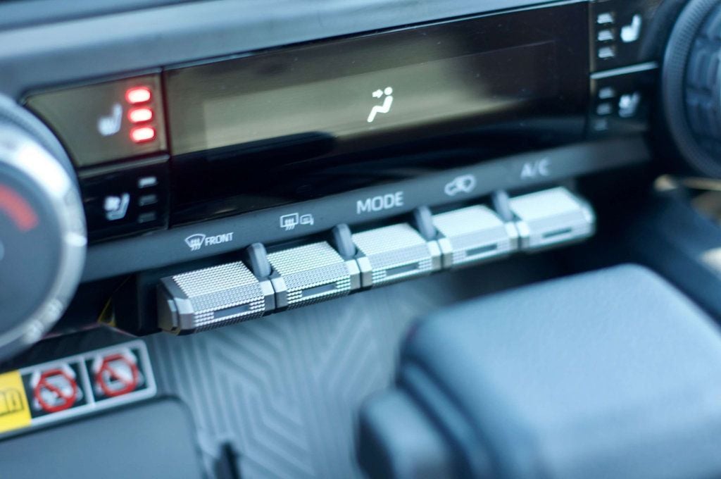 2025 Toyota 4Runner TRD-Off-Road-Premium/Heated&CooledSeats/WirelessAppleCarplay/NAV - 22977780 - 50