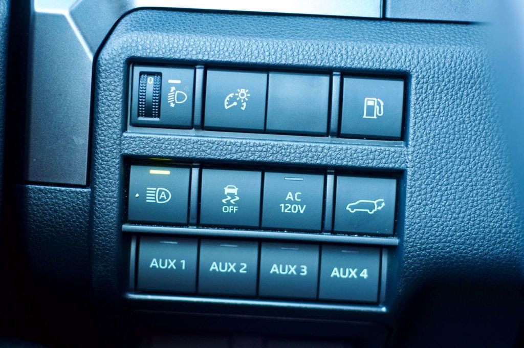 2025 Toyota 4Runner TRD-Off-Road-Premium/Heated&CooledSeats/WirelessAppleCarplay/NAV - 22977780 - 51