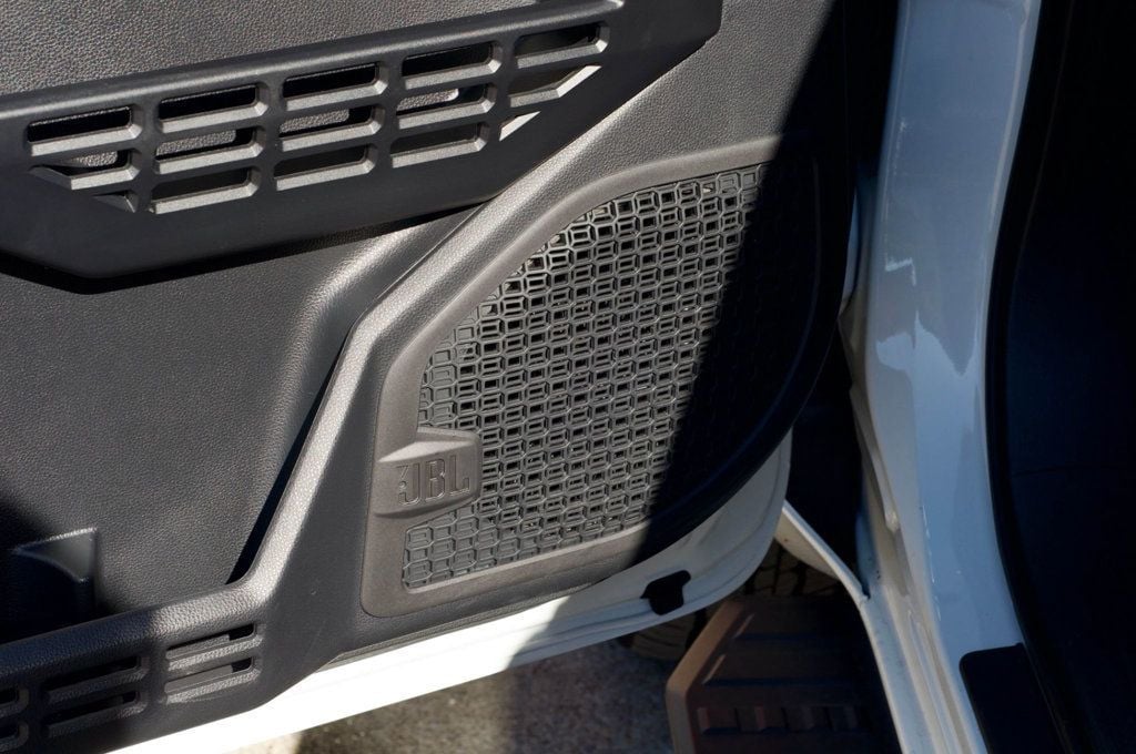 2025 Toyota 4Runner TRD-Off-Road-Premium/Heated&CooledSeats/WirelessAppleCarplay/NAV - 22977780 - 55