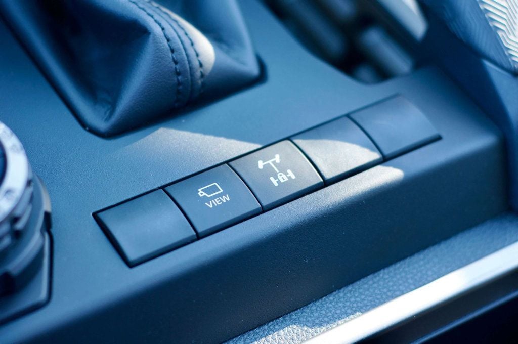 2025 Toyota 4Runner TRD-Off-Road-Premium/Heated&CooledSeats/WirelessAppleCarplay/NAV - 22977780 - 56