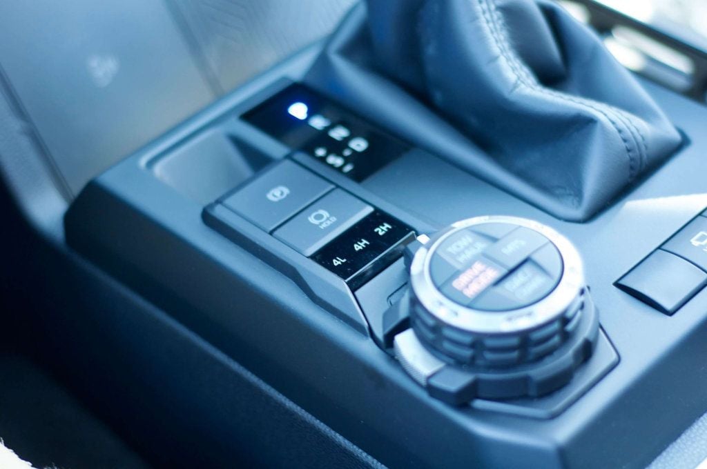 2025 Toyota 4Runner TRD-Off-Road-Premium/Heated&CooledSeats/WirelessAppleCarplay/NAV - 22977780 - 57