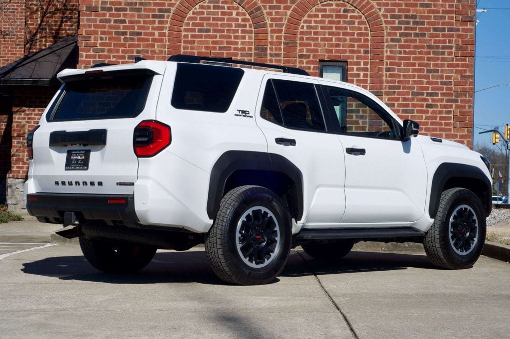 2025 Toyota 4Runner TRD-Off-Road-Premium/Heated&CooledSeats/WirelessAppleCarplay/NAV - 22977780 - 6