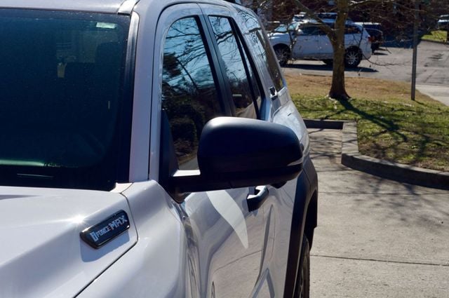 2025 Toyota 4Runner TRD-Off-Road-Premium/Heated&CooledSeats/WirelessAppleCarplay/NAV - 22977780 - 8