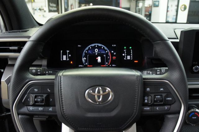 2025 Toyota 4Runner Ultra Low Mileage! - 22975067 - 32