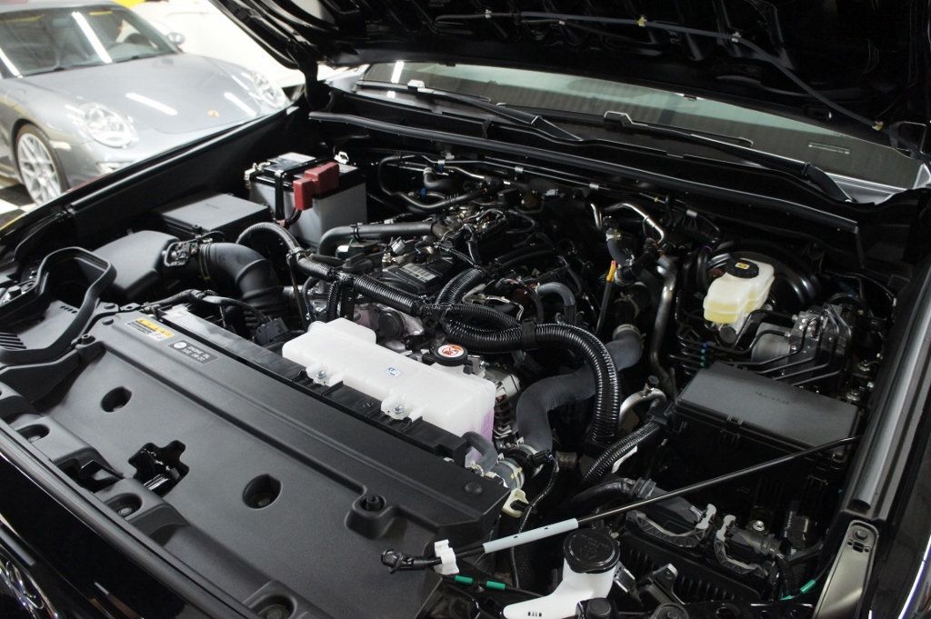 2025 Toyota 4Runner Ultra Low Mileage! - 22975067 - 57