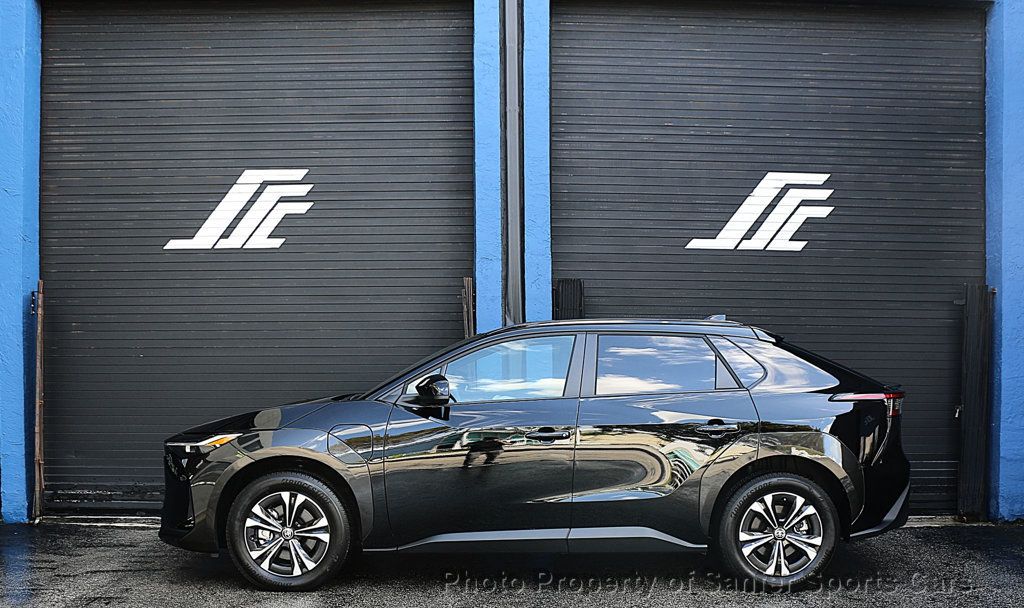 2025 Toyota bZ4X XLE AWD - 23002205 - 1