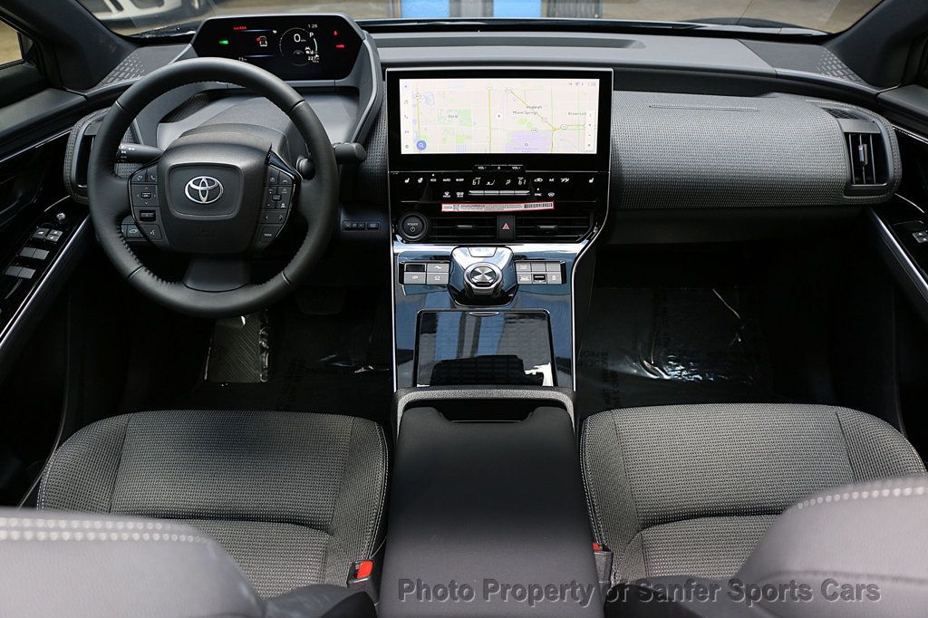 2025 Toyota bZ4X XLE AWD - 23002205 - 25