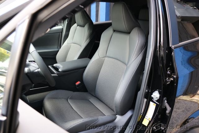 2025 Toyota bZ4X XLE AWD - 23002205 - 28
