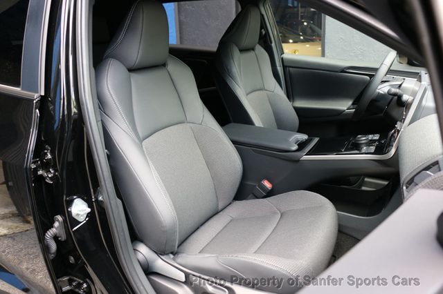 2025 Toyota bZ4X XLE AWD - 23002205 - 29