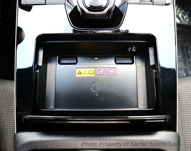 2025 Toyota bZ4X XLE AWD - 23002205 - 44