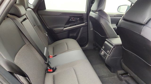 2025 Toyota bZ4X XLE FWD w/ Weather Package - 23041424 - 22