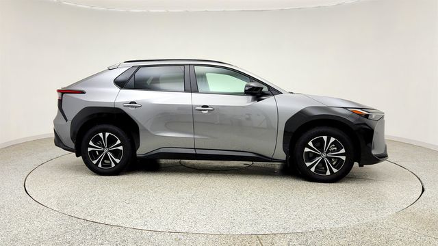 2025 Toyota bZ4X XLE FWD w/ Weather Package - 23041424 - 3
