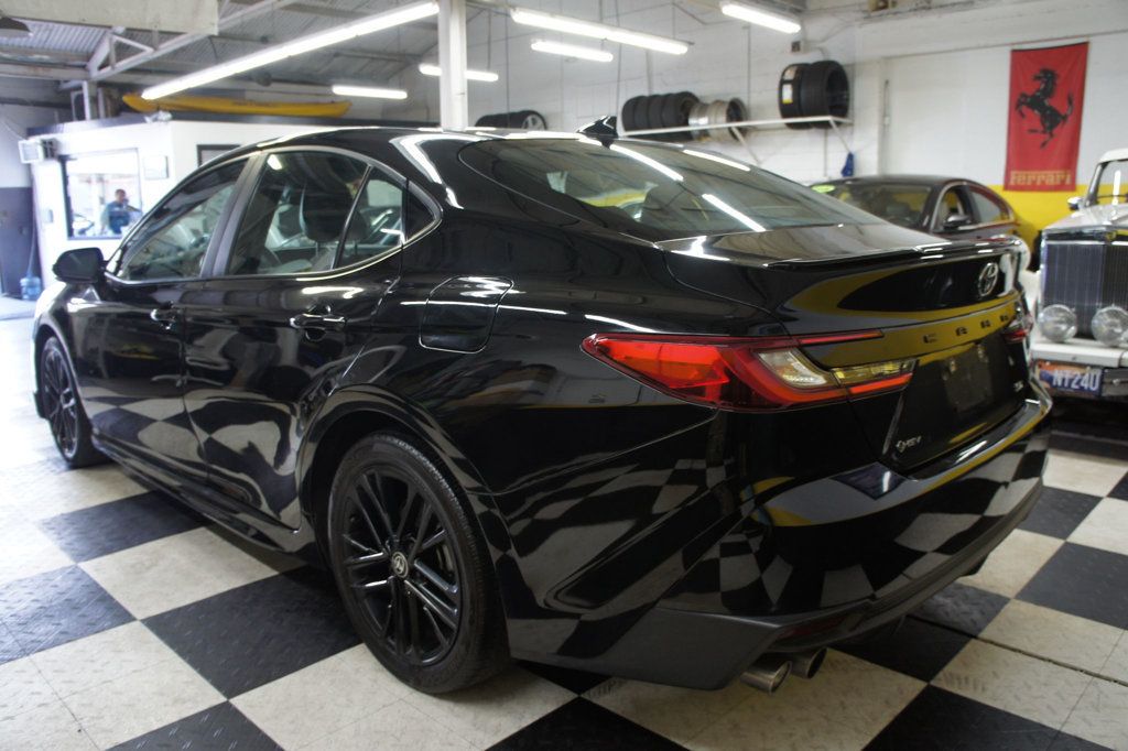 Toyota Camry photo 19